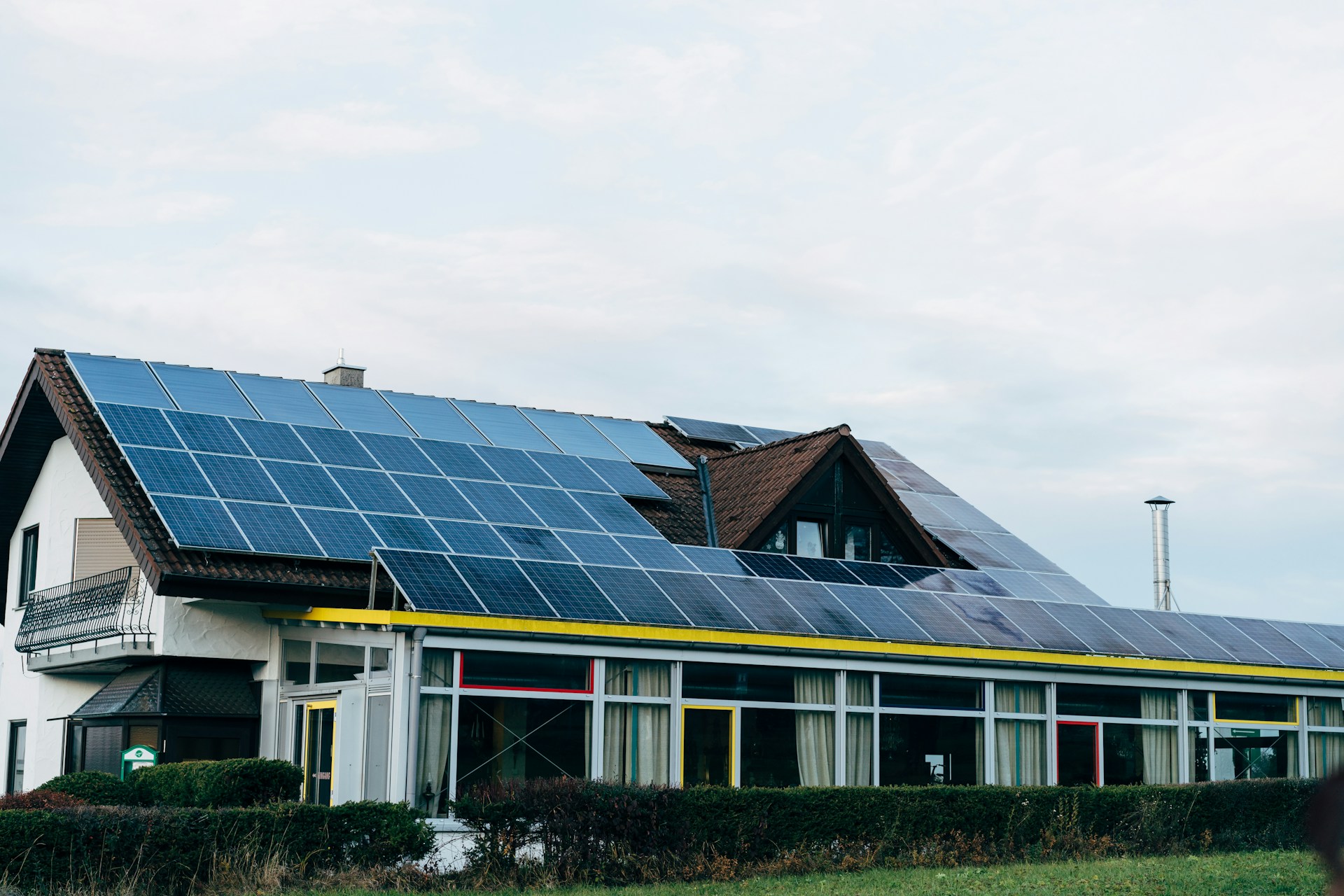 The 10 BEST Solar Panel Installers in Calgary